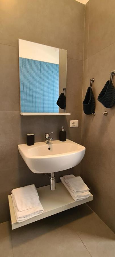 Etna Suite Design Apartments カターニア エクステリア 写真