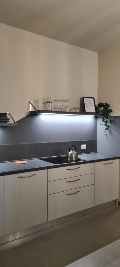 Etna Suite Design Apartments カターニア エクステリア 写真