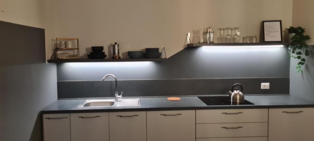 Etna Suite Design Apartments カターニア エクステリア 写真