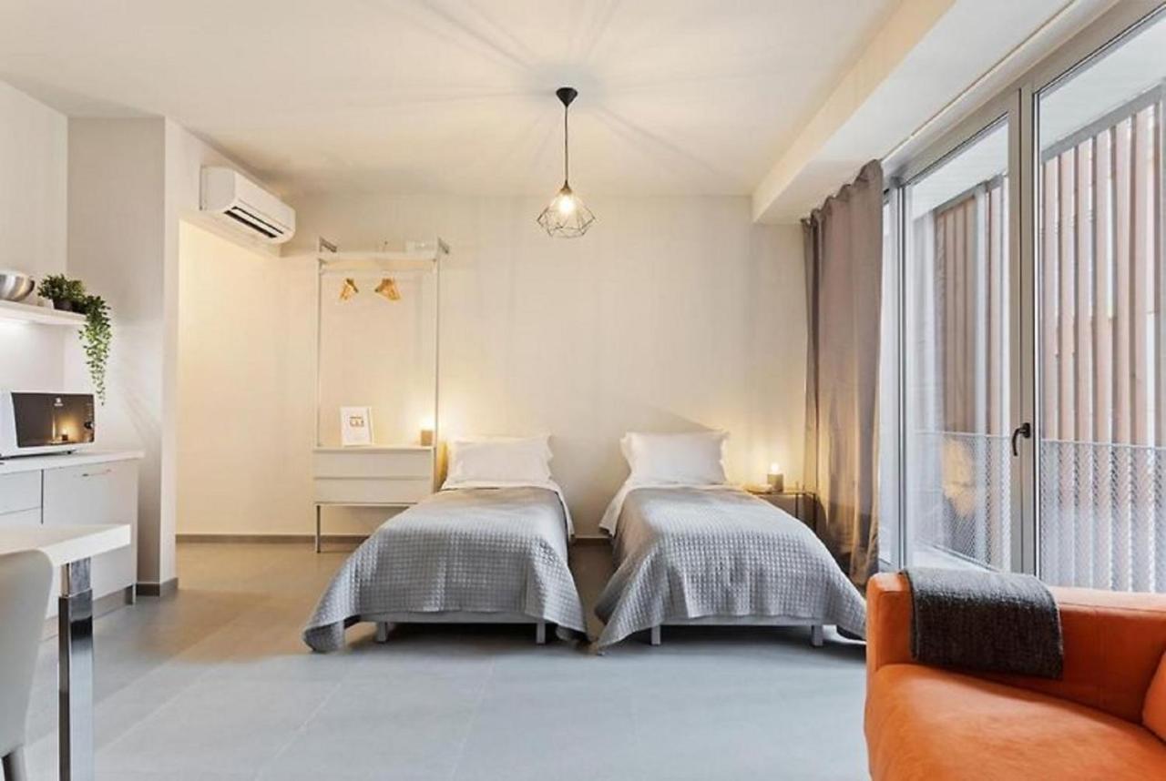 Etna Suite Design Apartments カターニア エクステリア 写真