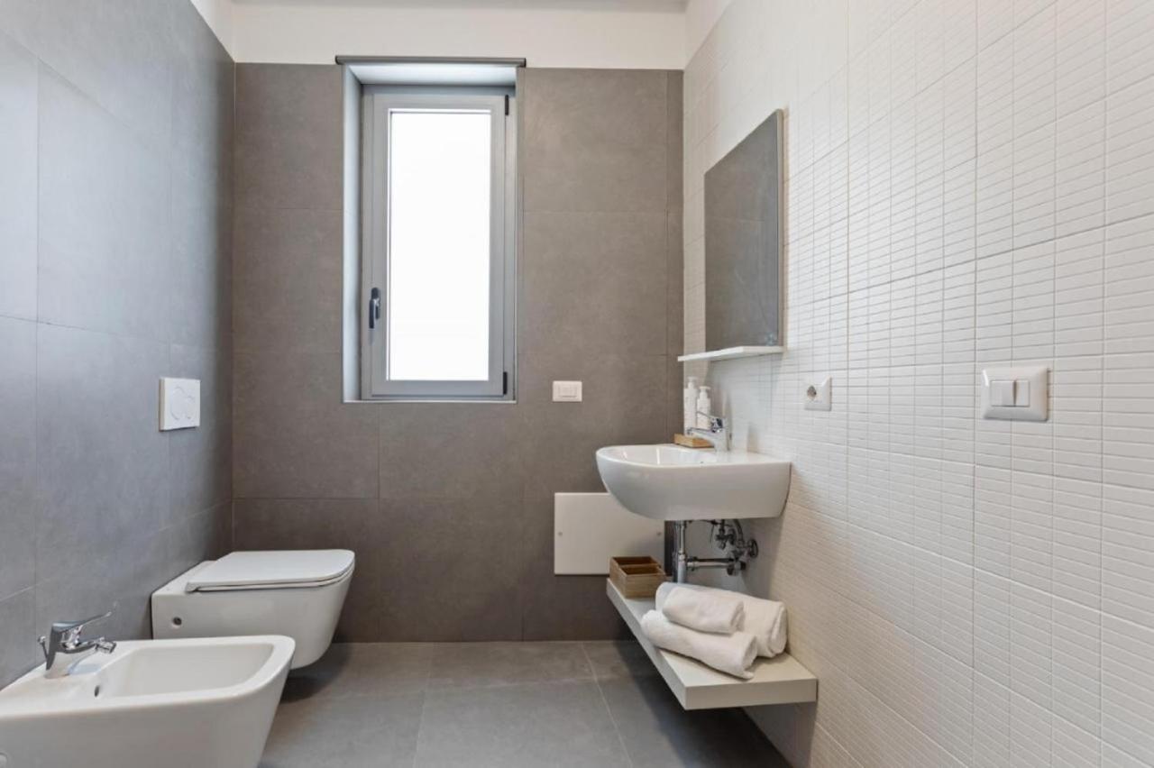 Etna Suite Design Apartments カターニア エクステリア 写真