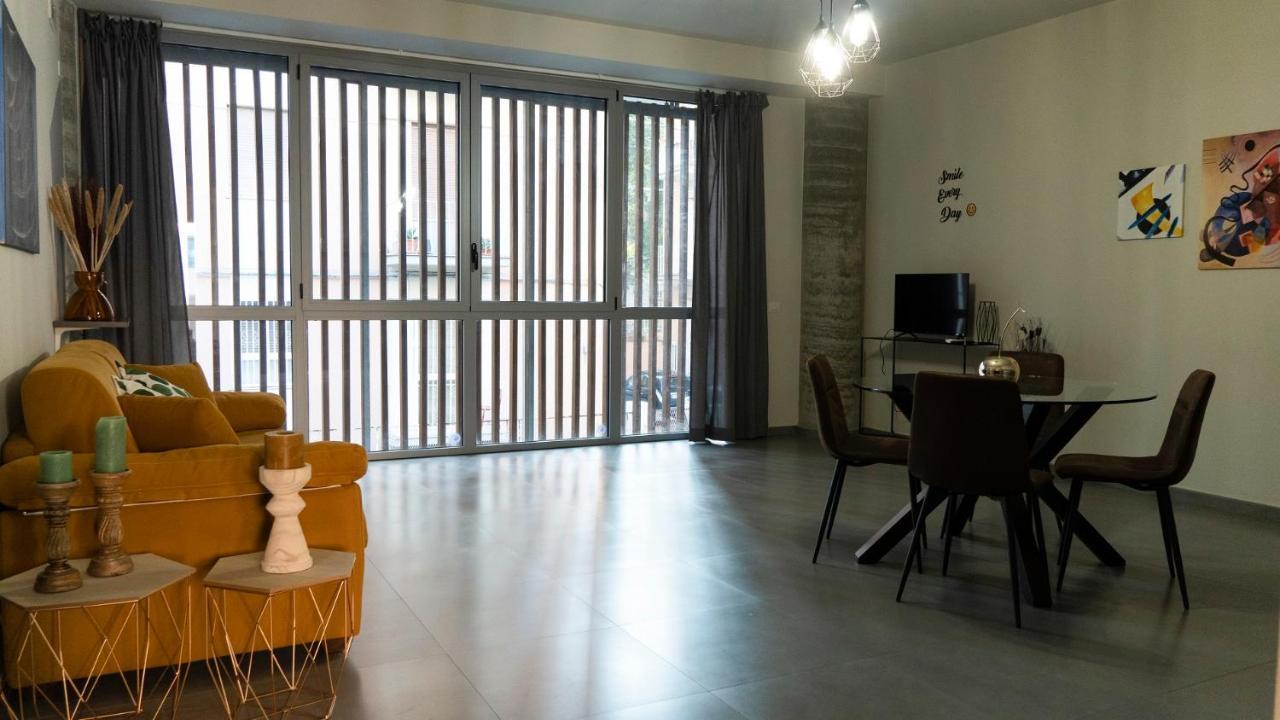 Etna Suite Design Apartments カターニア エクステリア 写真